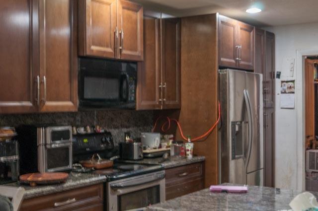 453 Davis Road Palm Springs, FL 33461 - Photo 4 of 17 _NPB7334
