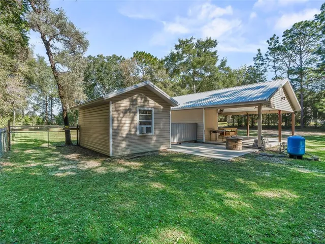 $295,000 | 1950 Northeast 159 Avenue, Williston, FL 32696