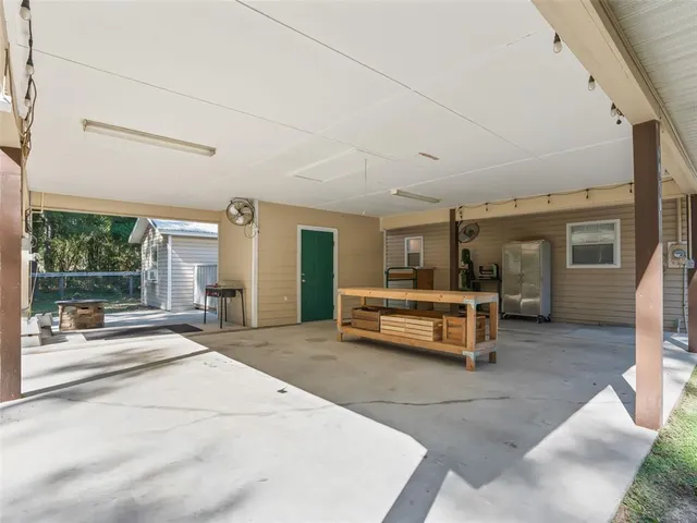 $295,000 | 1950 Northeast 159 Avenue, Williston, FL 32696