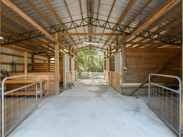 $295,000 | 1950 Northeast 159 Avenue, Williston, FL 32696