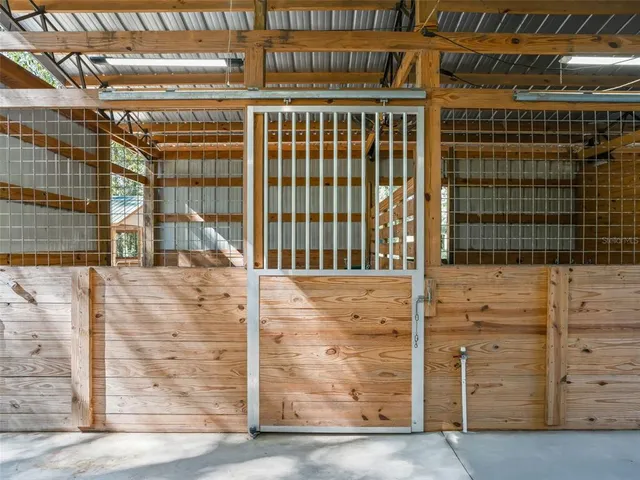 $295,000 | 1950 Northeast 159 Avenue, Williston, FL 32696