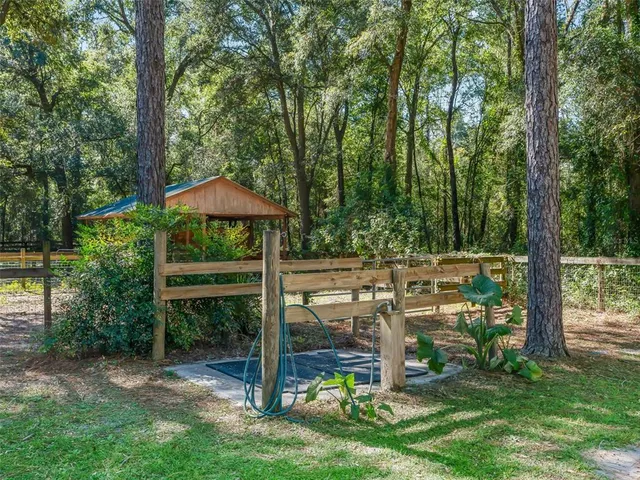 $295,000 | 1950 Northeast 159 Avenue, Williston, FL 32696