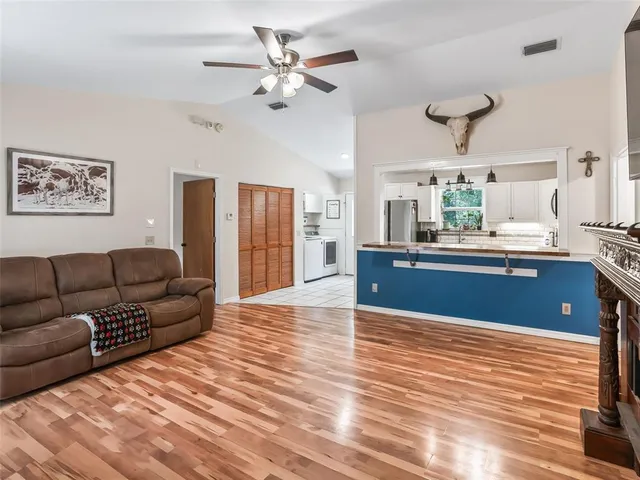 $295,000 | 1950 Northeast 159 Avenue, Williston, FL 32696