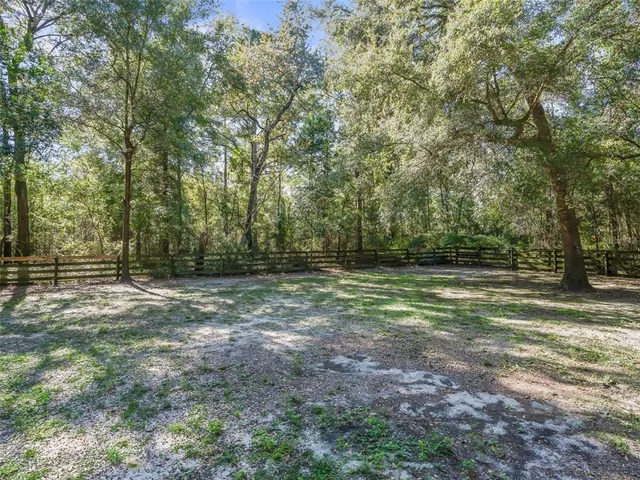 $295,000 | 1950 Northeast 159 Avenue, Williston, FL 32696