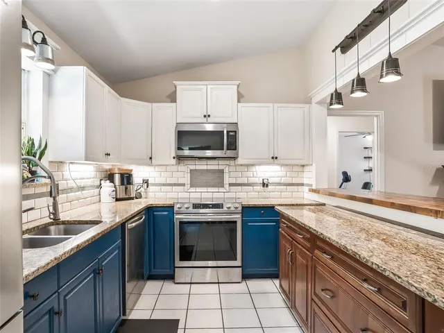 $295,000 | 1950 Northeast 159 Avenue, Williston, FL 32696