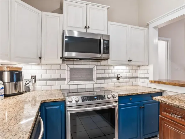 $295,000 | 1950 Northeast 159 Avenue, Williston, FL 32696