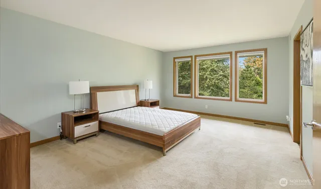 $5,950 | 16434 Southeast 58th Place, Bellevue, WA 98006