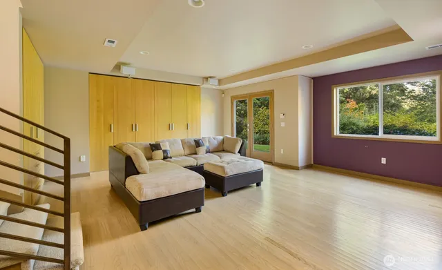 $5,950 | 16434 Southeast 58th Place, Bellevue, WA 98006