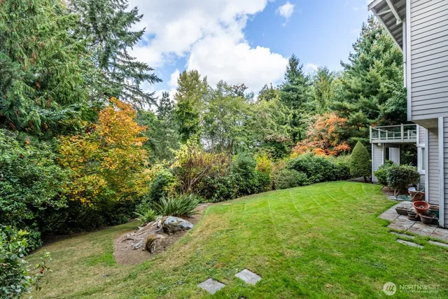 $5,950 | 16434 Southeast 58th Place, Bellevue, WA 98006