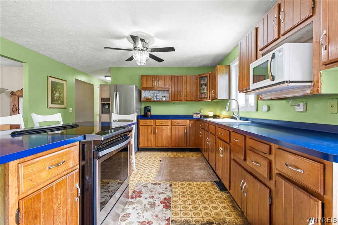 6915 Cole Road Le Roy, NY 14482 - Photo 9 of 49