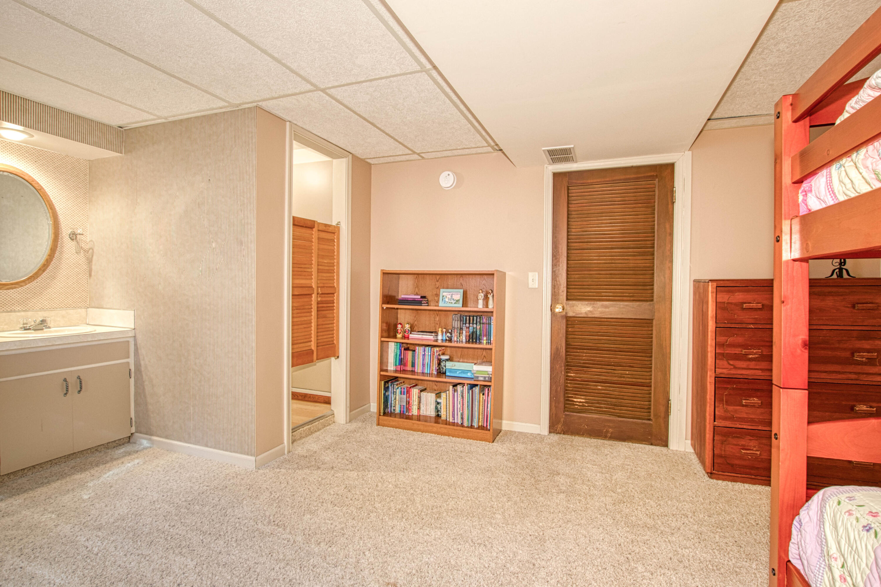 216 Country Club Road Holland, MI 49423 - Photo 34 of 43 Lower Level Bedroom