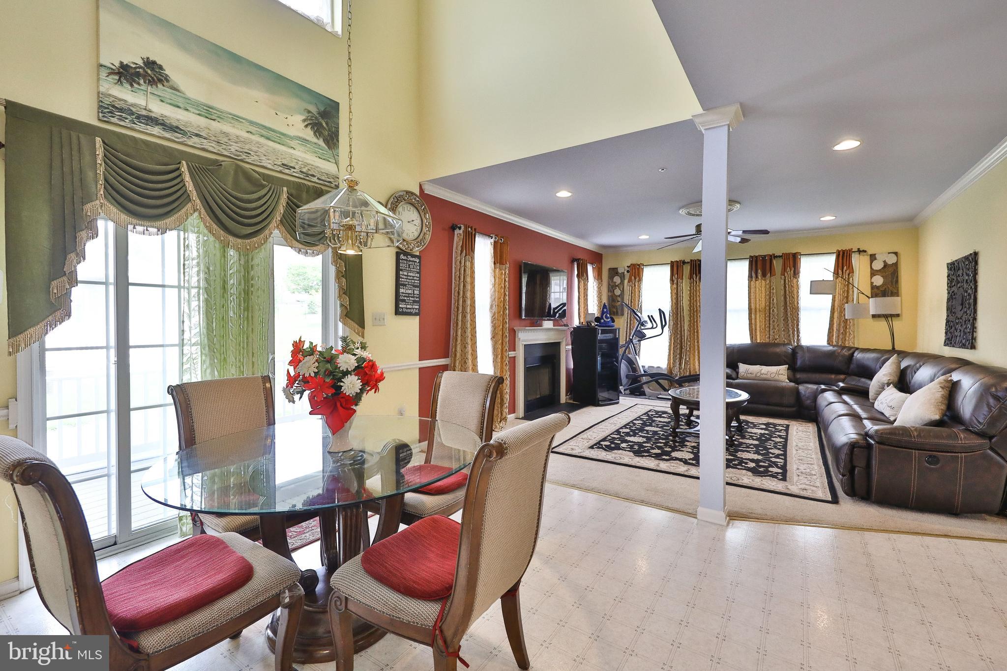 25 Valentine Road Warminster, PA 18974 - Photo 15 of 52 Breakfast area