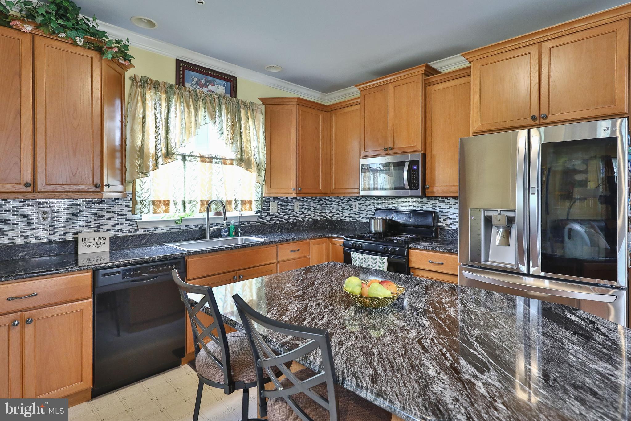 25 Valentine Road Warminster, PA 18974 - Photo 18 of 52 Kitchen