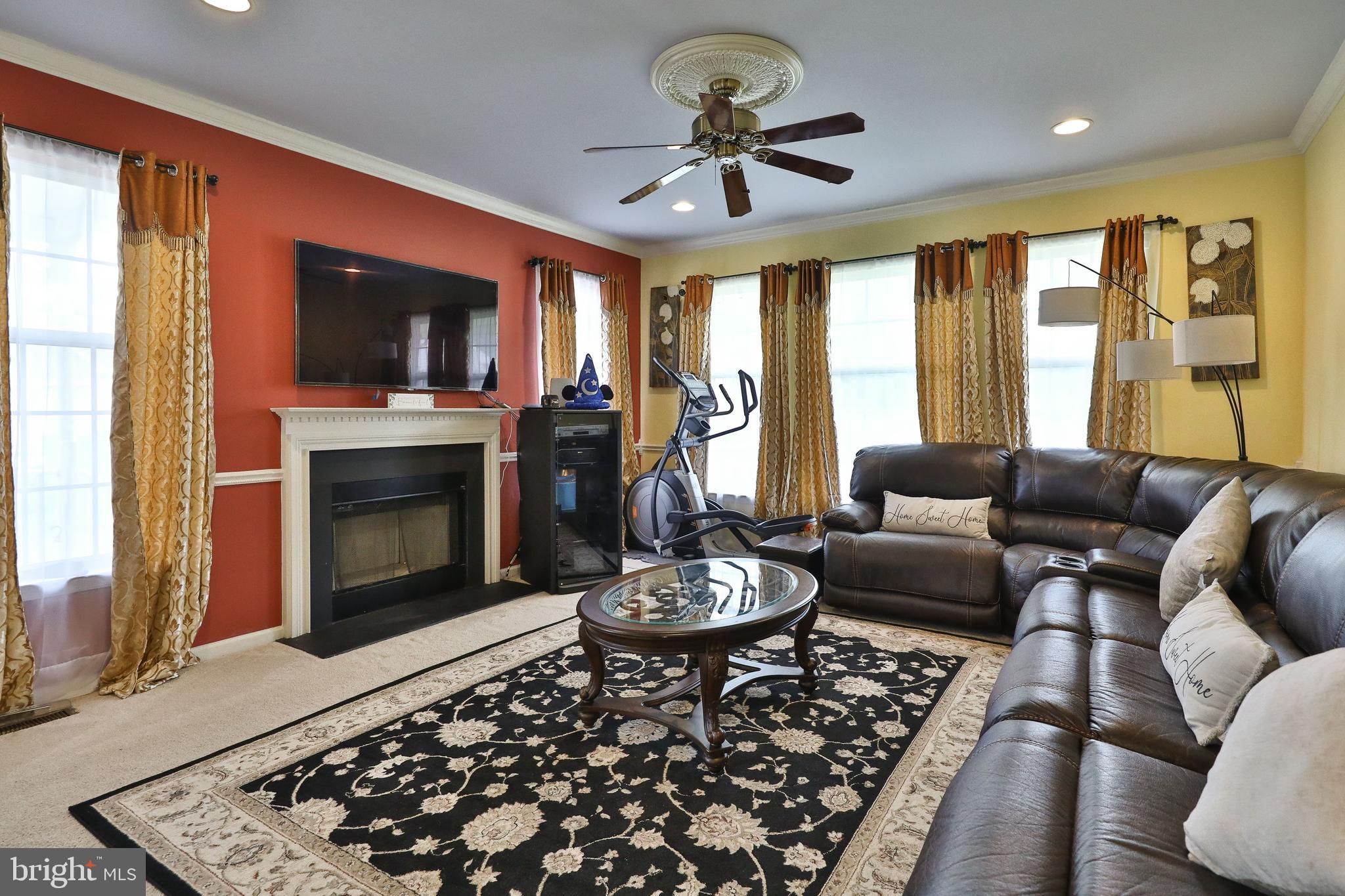 25 Valentine Road Warminster, PA 18974 - Photo 23 of 52 Family Room
