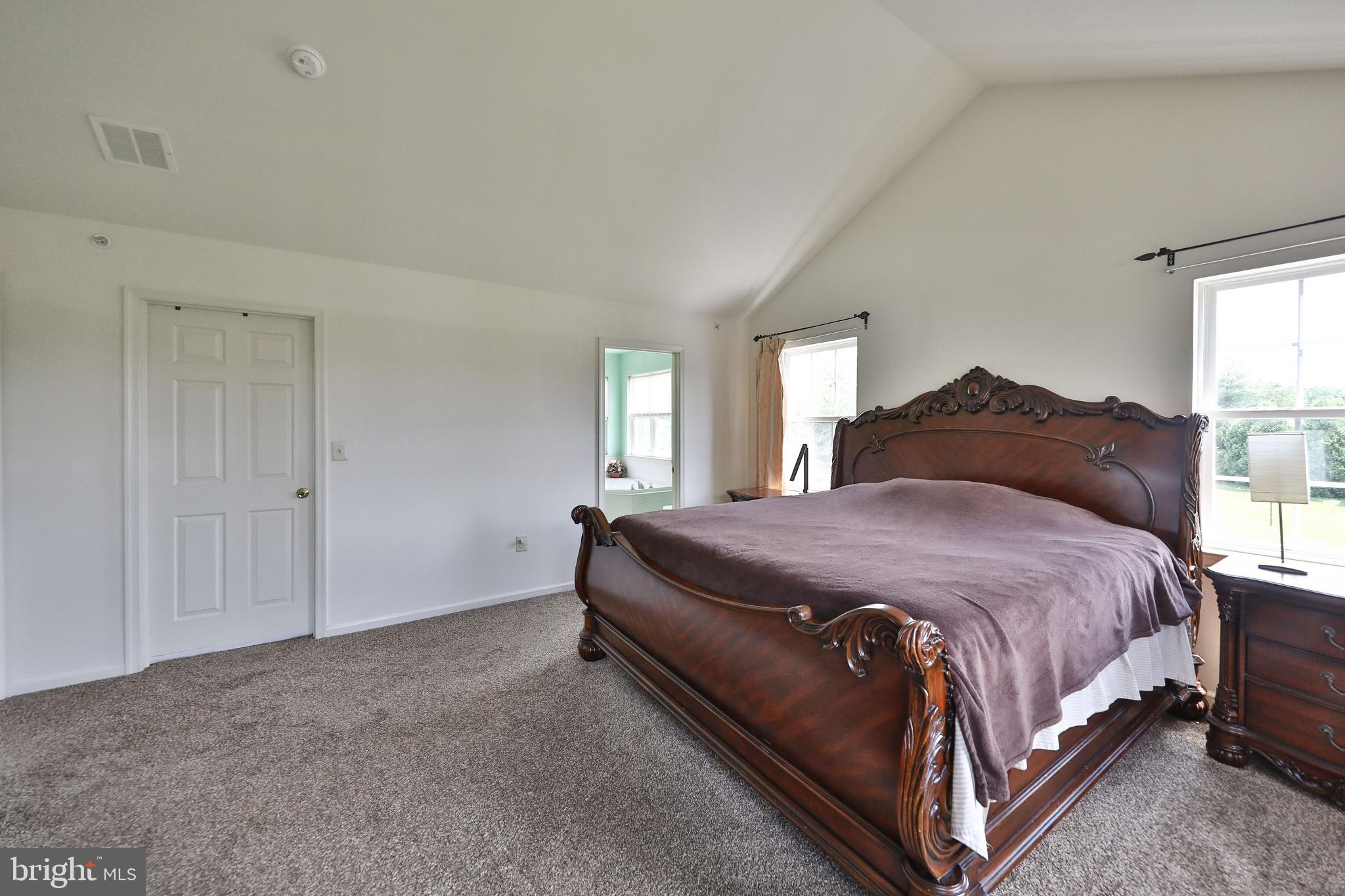 25 Valentine Road Warminster, PA 18974 - Photo 32 of 52 Primary Bedroom