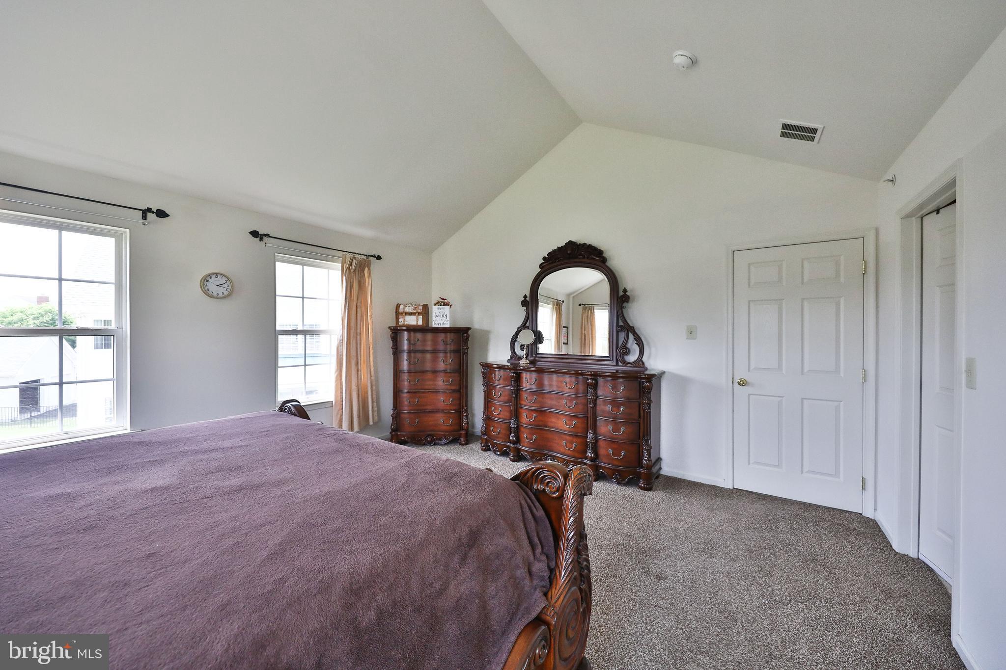 25 Valentine Road Warminster, PA 18974 - Photo 33 of 52 Primary Bedroom