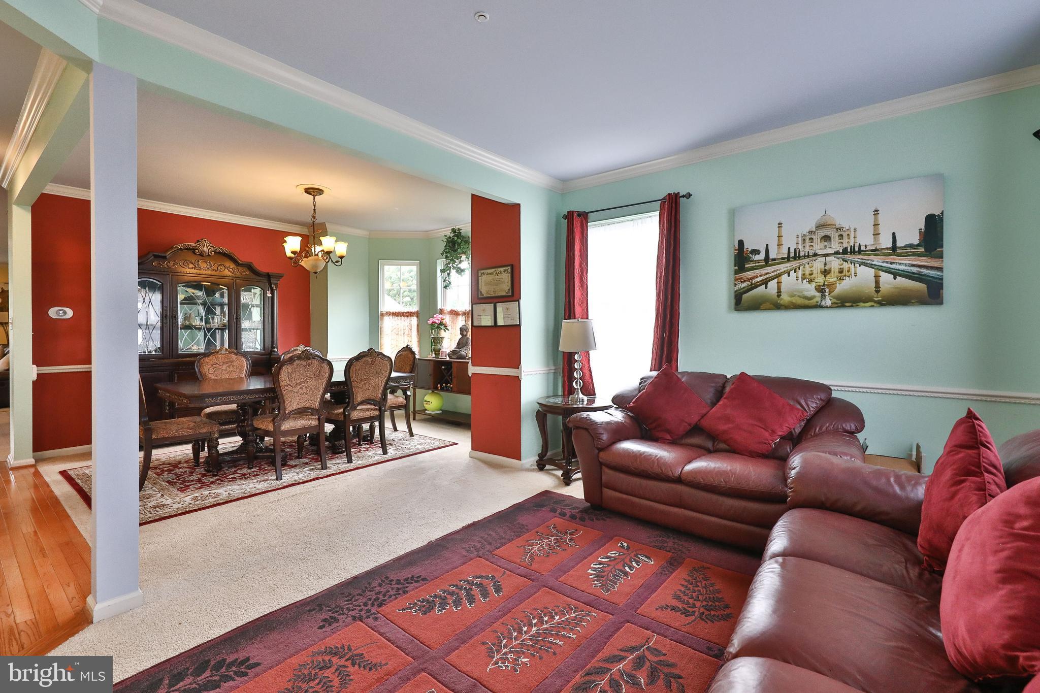 25 Valentine Road Warminster, PA 18974 - Photo 10 of 52 Living Room