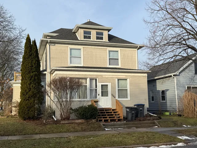 $224,900 | 1304 North 16th Street, Unit 1306, Sheboygan, WI 53081