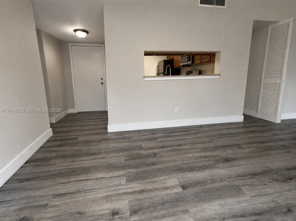 3400 Foxcroft Road, Unit 215 Miramar, FL 33025 - Photo 7 of 29