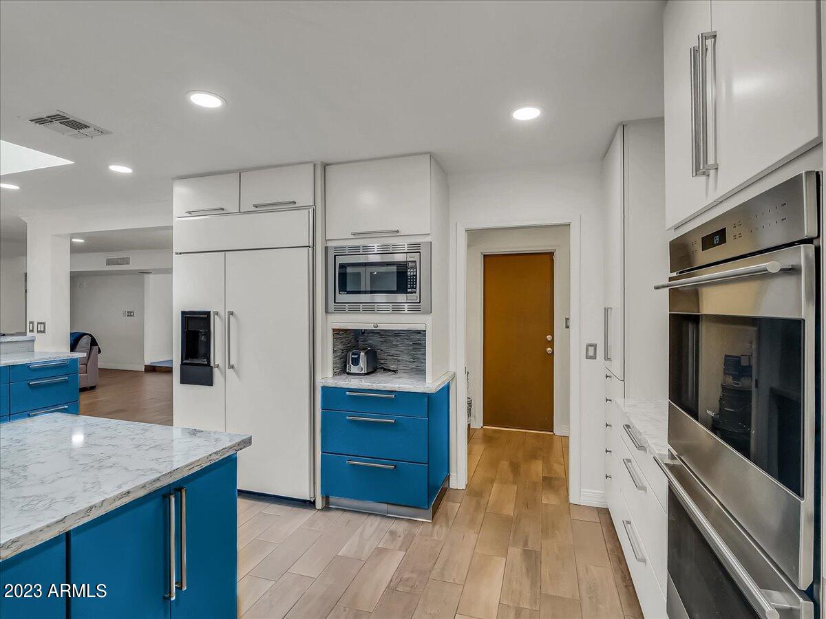 3351 East Las Rocas Drive Phoenix, AZ 85028 - Photo 16 of 56