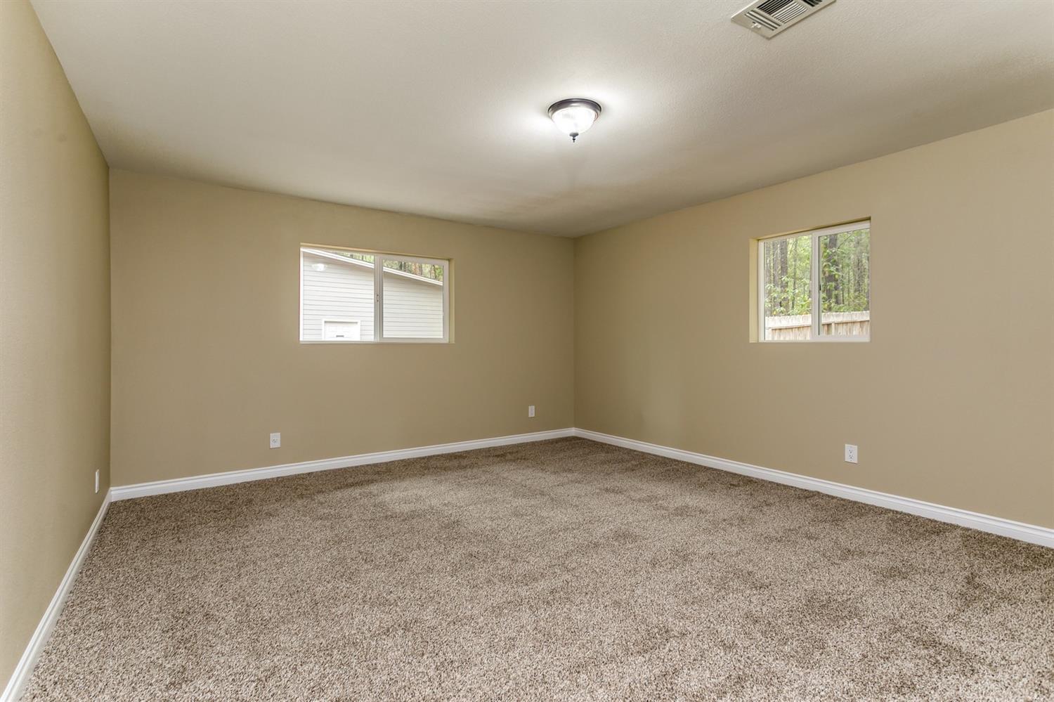 372 Colin Road Grants Pass, OR 97527 - Photo 18 of 34 Additional Photo