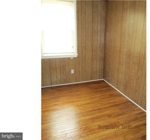 1237 Hellerman Street Philadelphia, PA 19111 - Photo 3 of 13