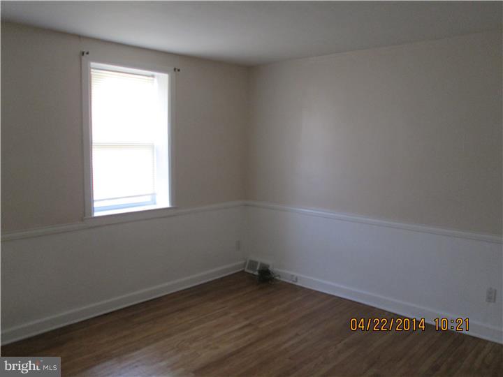 1237 Hellerman Street Philadelphia, PA 19111 - Photo 5 of 13