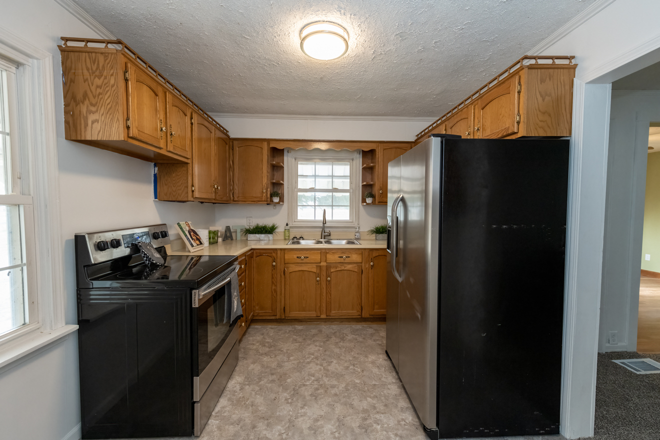 9694 Highway 9 Pendleton, IN 46064 - Photo 11 of 43