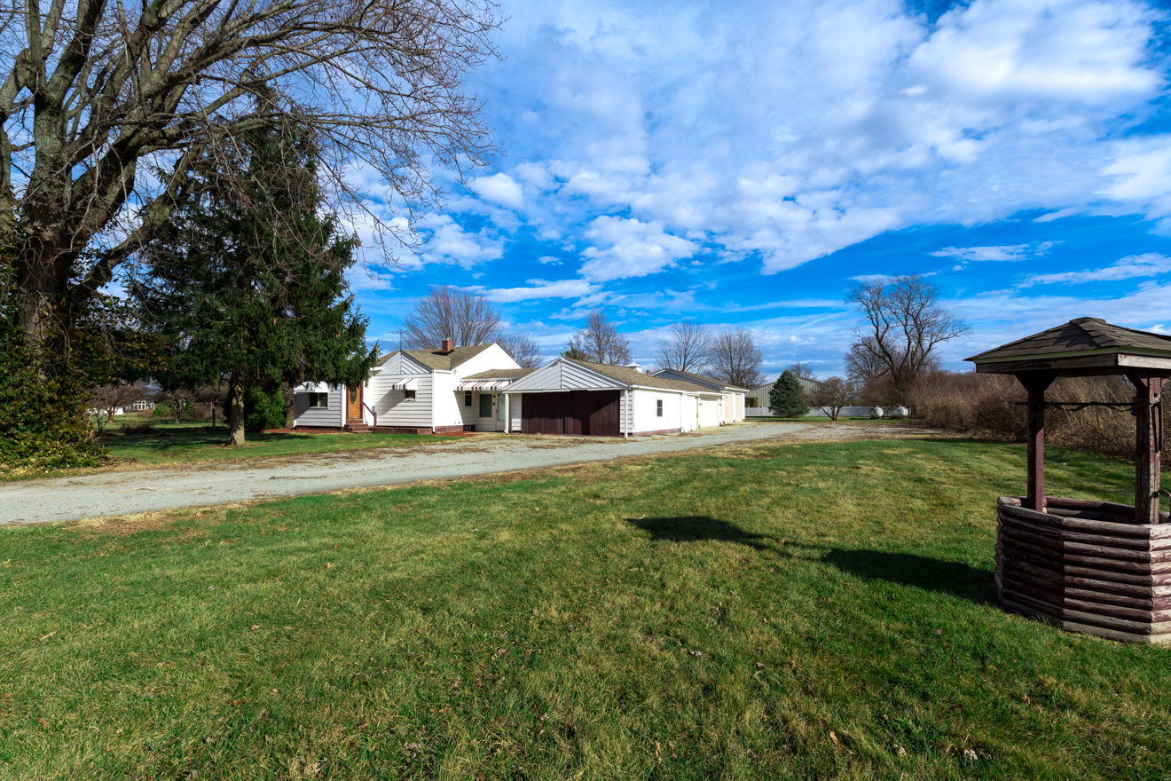 9694 Highway 9 Pendleton, IN 46064 - Photo 2 of 43