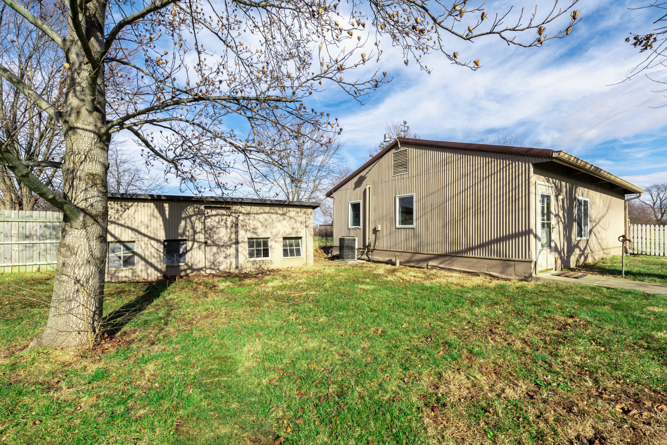 9694 Highway 9 Pendleton, IN 46064 - Photo 30 of 43