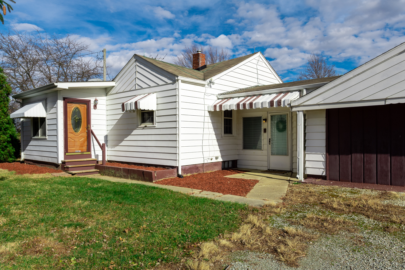 9694 Highway 9 Pendleton, IN 46064 - Photo 3 of 43