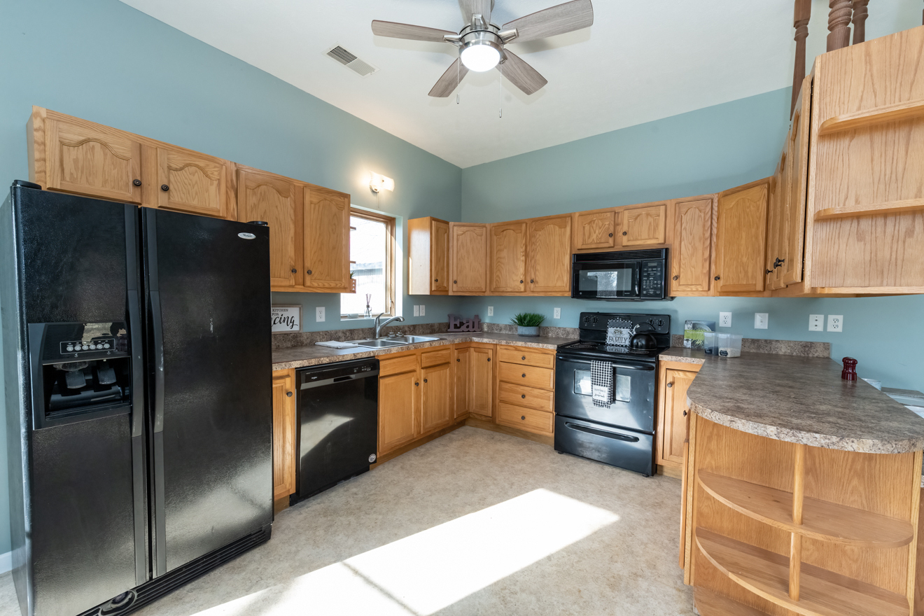 9694 Highway 9 Pendleton, IN 46064 - Photo 33 of 43