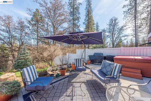 $399,000 | 30 Paulsen Street, Weaverville, CA 96093