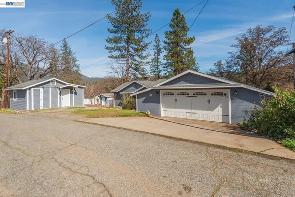 $399,000 | 30 Paulsen Street, Weaverville, CA 96093