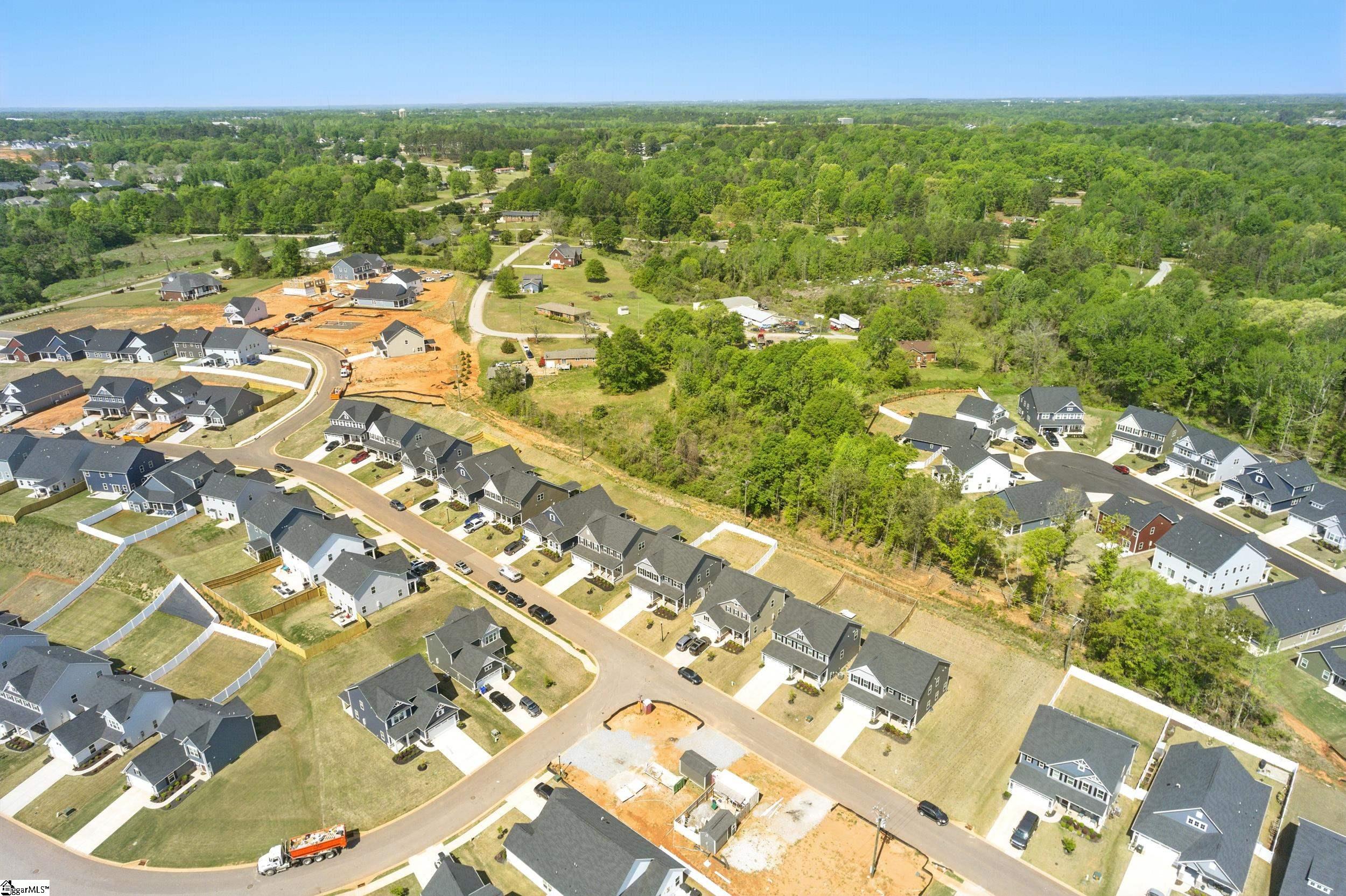 229 Hollythorpe Lane Fountain Inn, SC 29644 - Photo 33 of 39