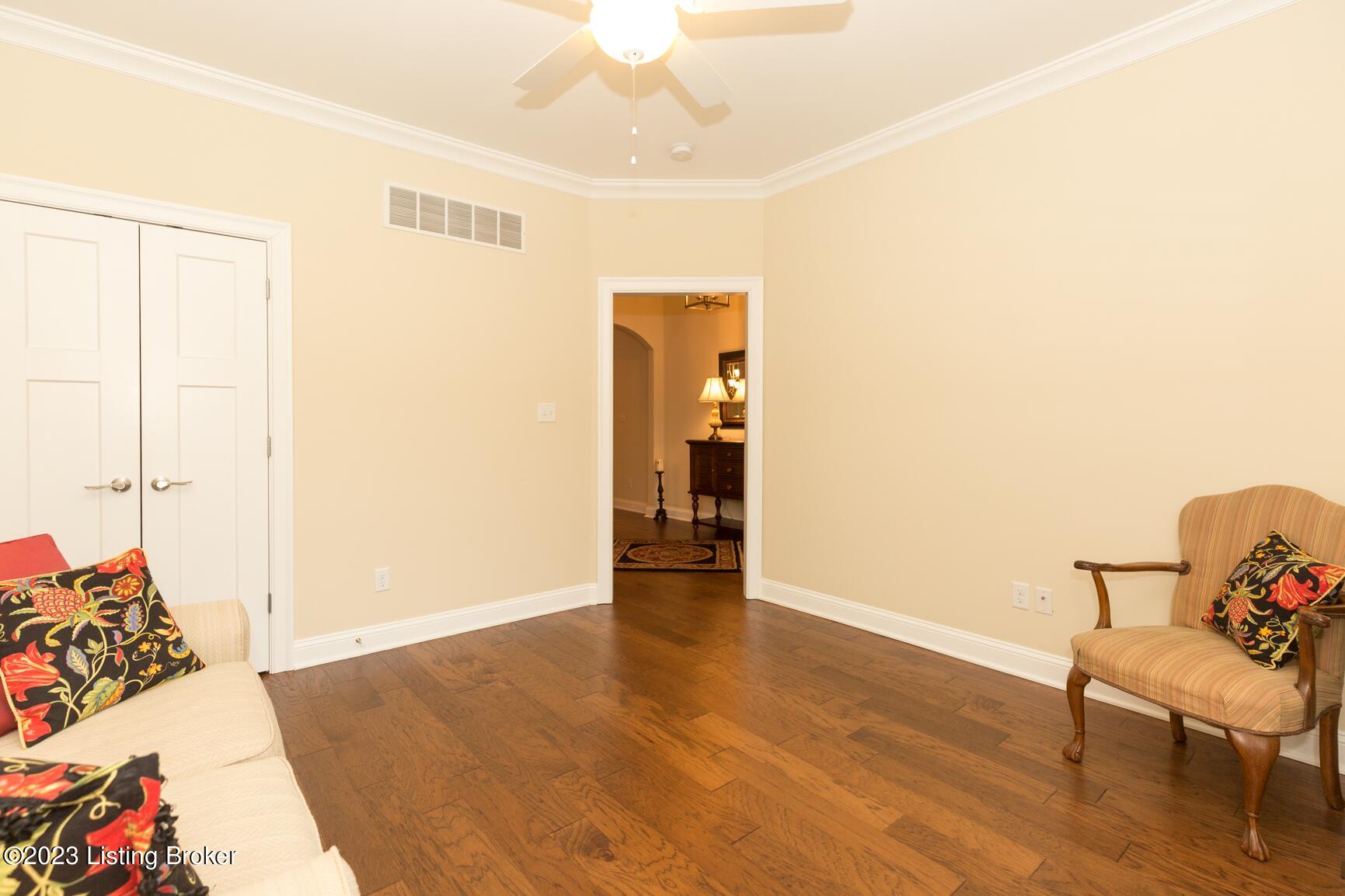 238 Maple Valley Road Louisville, KY 40245 - Photo 9 of 74 238 Maple Valley-9