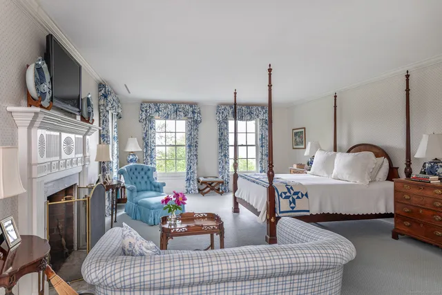 $3,995,000 | 8 Bayberry Hill, Roxbury, CT 06783