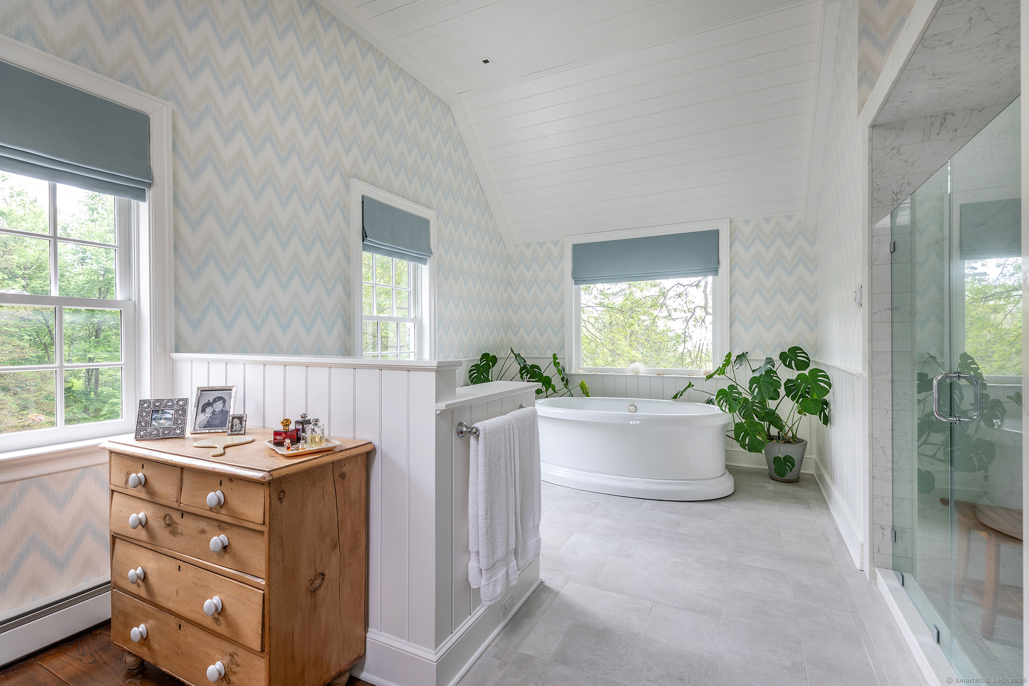 8 Bayberry Hill Roxbury, CT 06783 - Photo 19 of 35