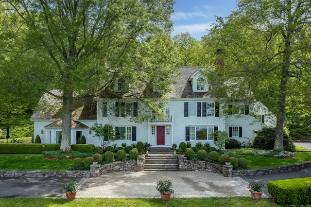 $3,995,000 | 8 Bayberry Hill, Roxbury, CT 06783