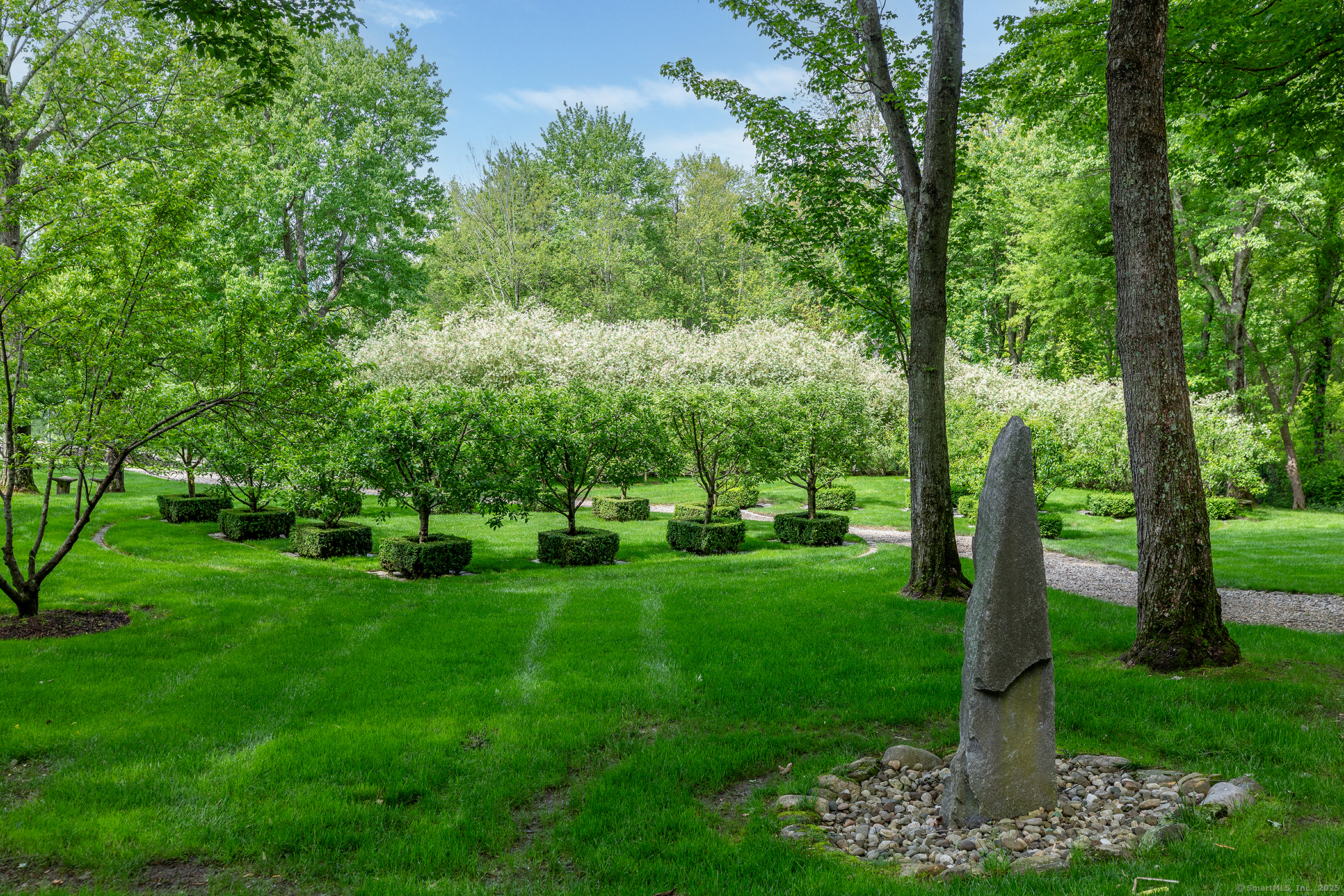 8 Bayberry Hill Roxbury, CT 06783 - Photo 28 of 35