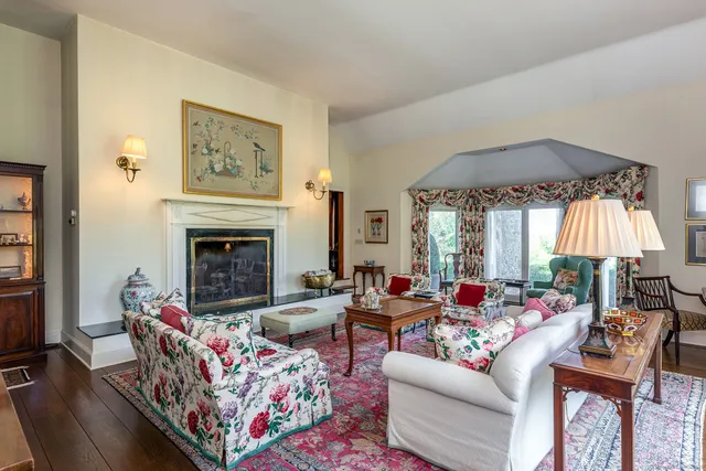 $3,995,000 | 8 Bayberry Hill, Roxbury, CT 06783