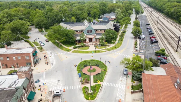 $749,000 | 1707 Lynwood Court, Flossmoor, IL 60422
