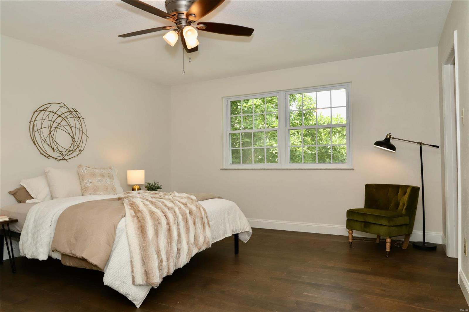 6841 Elmpoint Lane St. Louis, MO 63129 - Photo 13 of 39