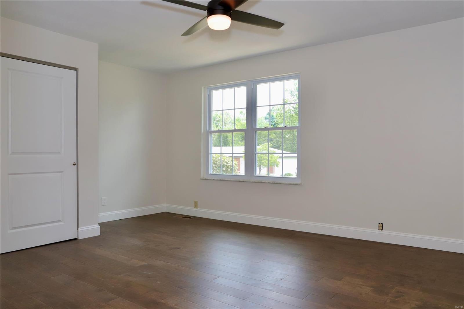 6841 Elmpoint Lane St. Louis, MO 63129 - Photo 19 of 39