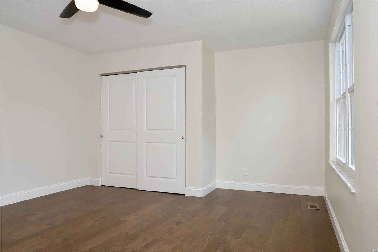 6841 Elmpoint Lane St. Louis, MO 63129 - Photo 22 of 39