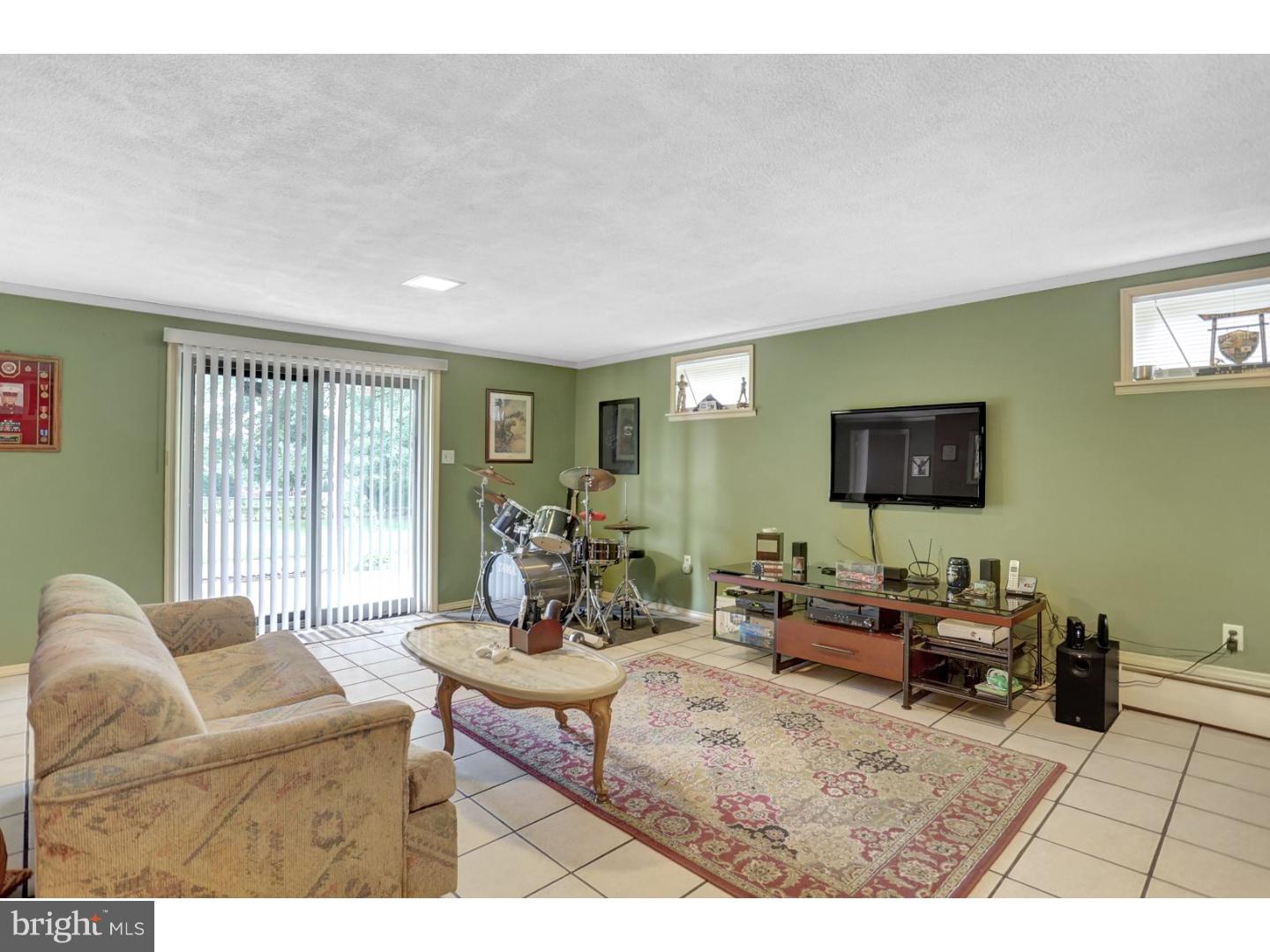 315 Hamaker Road Manheim, PA 17545 - Photo 19 of 25 Family Room