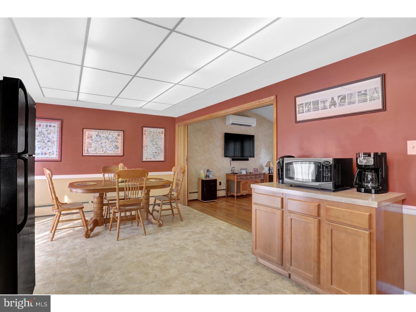 315 Hamaker Road Manheim, PA 17545 - Photo 10 of 25 Kitchen