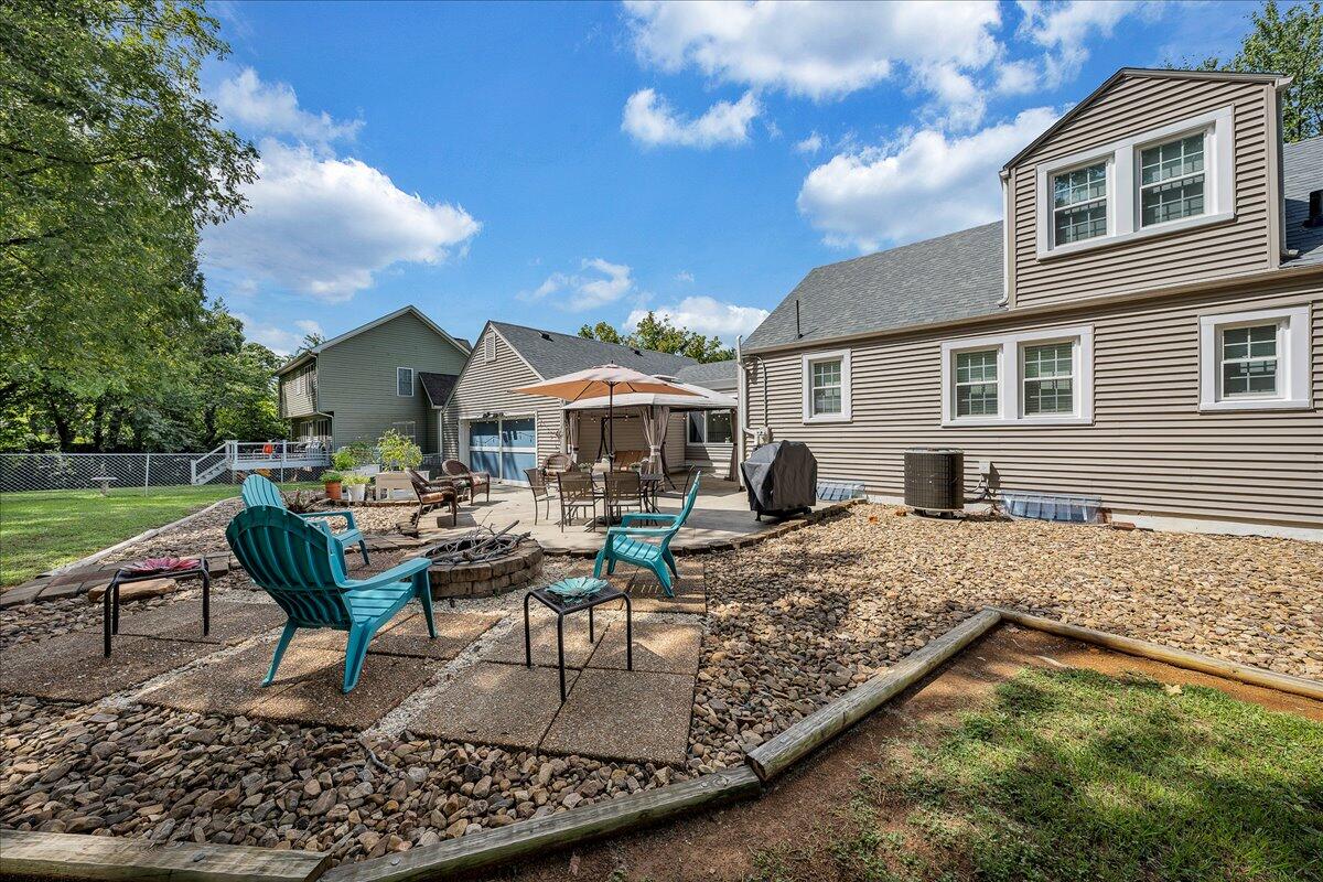3214 Oakdale Road Southwest Roanoke, VA 24018 - Photo 2 of 27 02.Patio