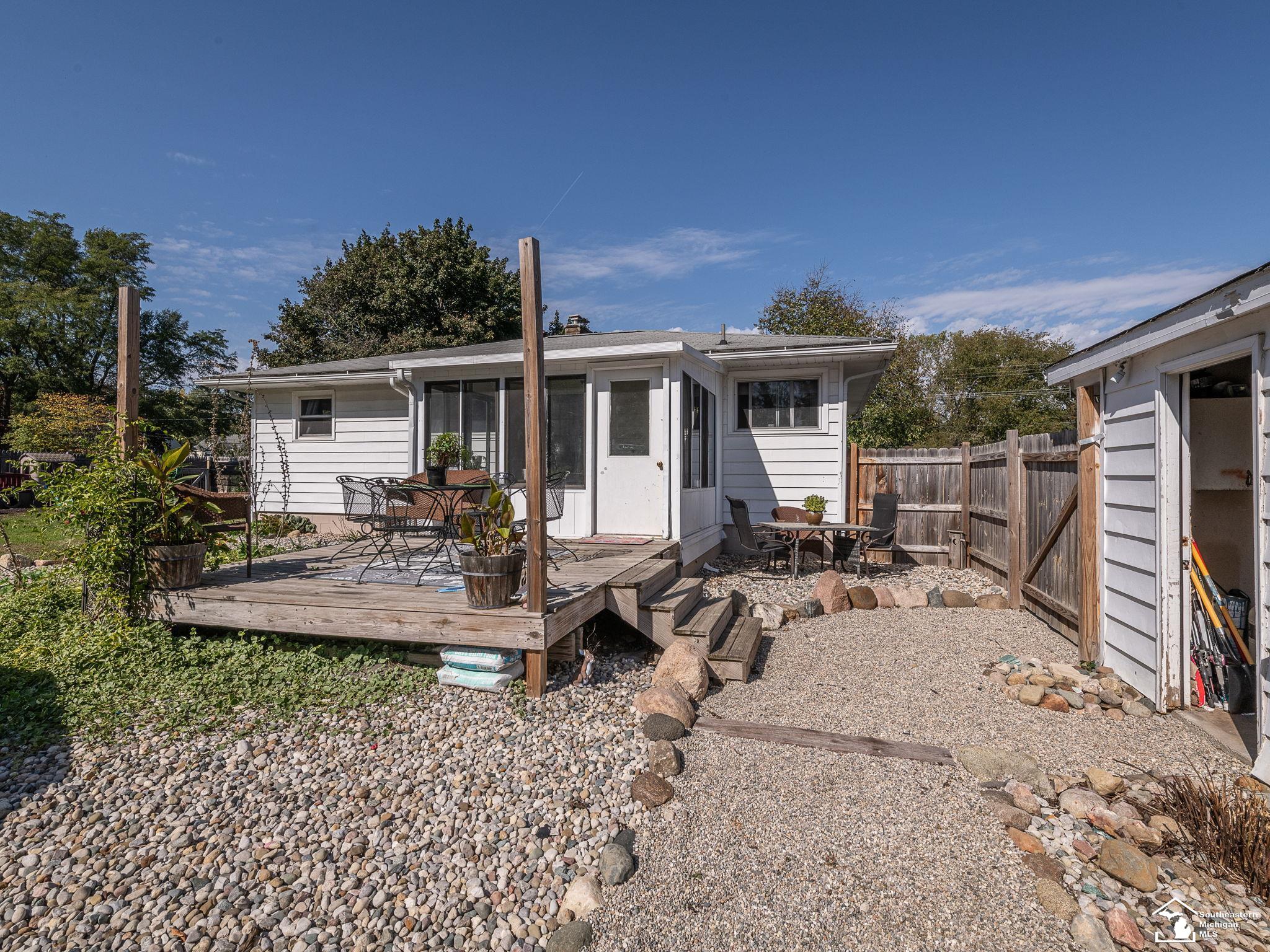 1359 Moore Road Adrian, MI 49221 - Photo 32 of 39 Gallery Image 32