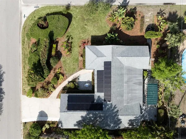 $395,000 | 1261 Lakeside Drive, Venice, FL 34293